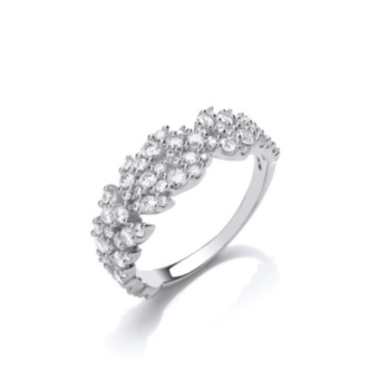 Petals cluster style ring.