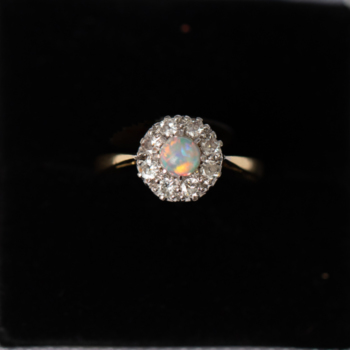 18ct yellow gold Opal and diamond cluster ring