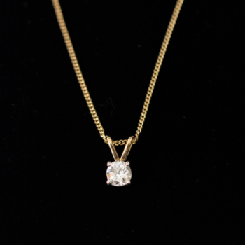 18ct yellow gold diamond solitaire 0.50ct pendant and chain