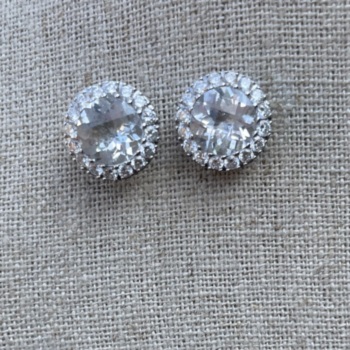 18ct white gold round white topaz and diamond stud earrings
